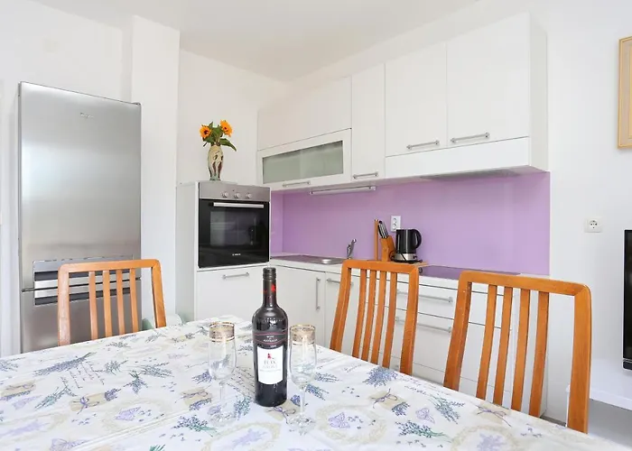 Apartment 4322a Razanj